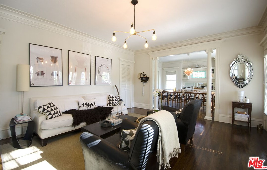 540 Gower St, Los Angeles CA  90004-1302 exterior