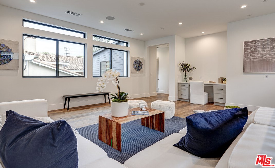 4123 Jackson Ave, Los Angeles CA  90232-3233 exterior