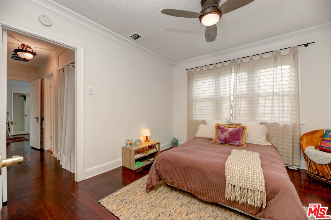 5226 Meridian St, Los Angeles CA  90042-1712 exterior