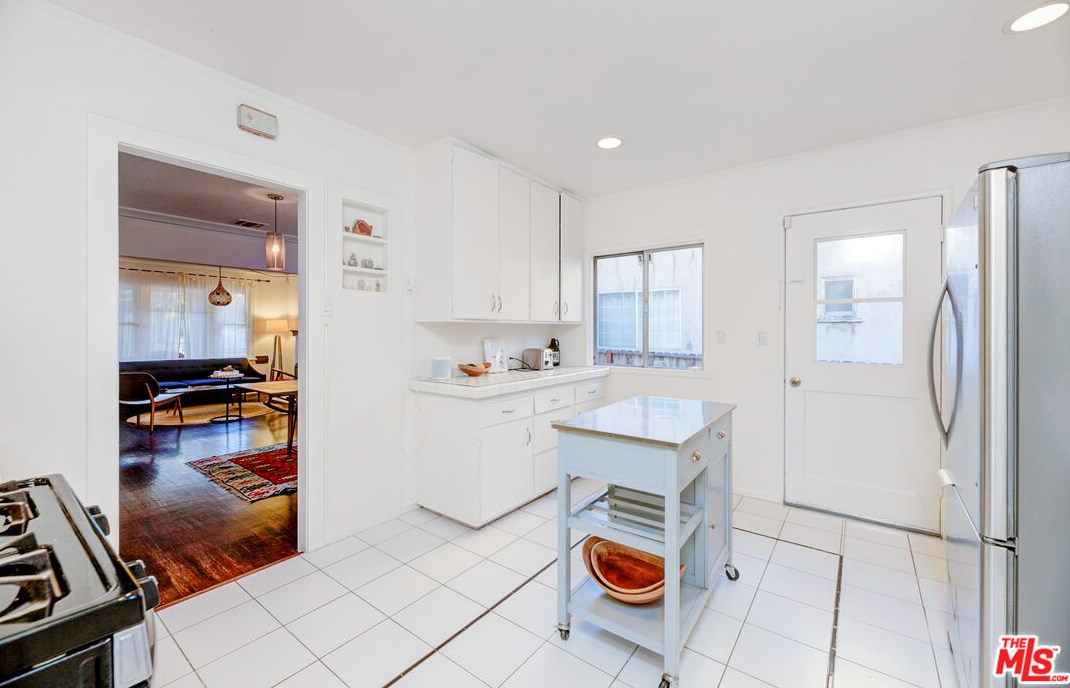 5226 Meridian St, Los Angeles CA  90042-1712 exterior