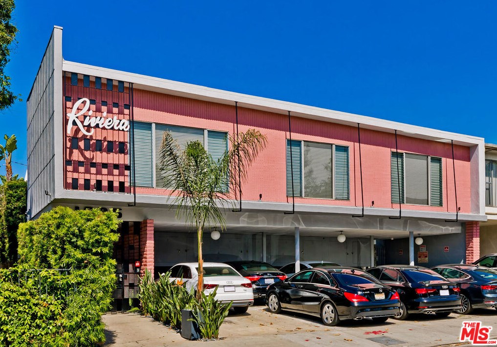 1035 Sierra Bonita Ave, Los Angeles CA  90019-2572 exterior