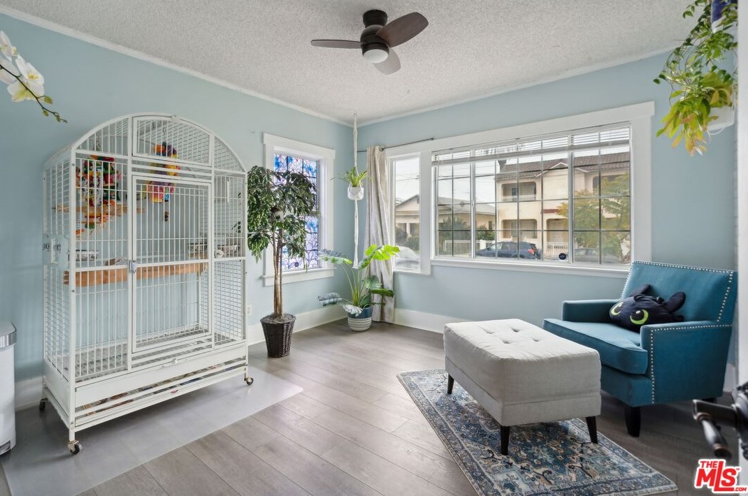 1457 35th St, Los Angeles CA  90018-3930 exterior