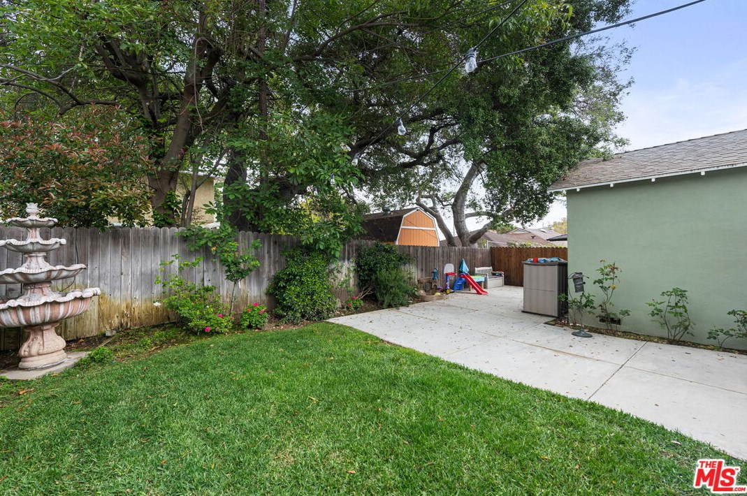 4002 Willalee Ave, Glendale CA  91214-3235 exterior