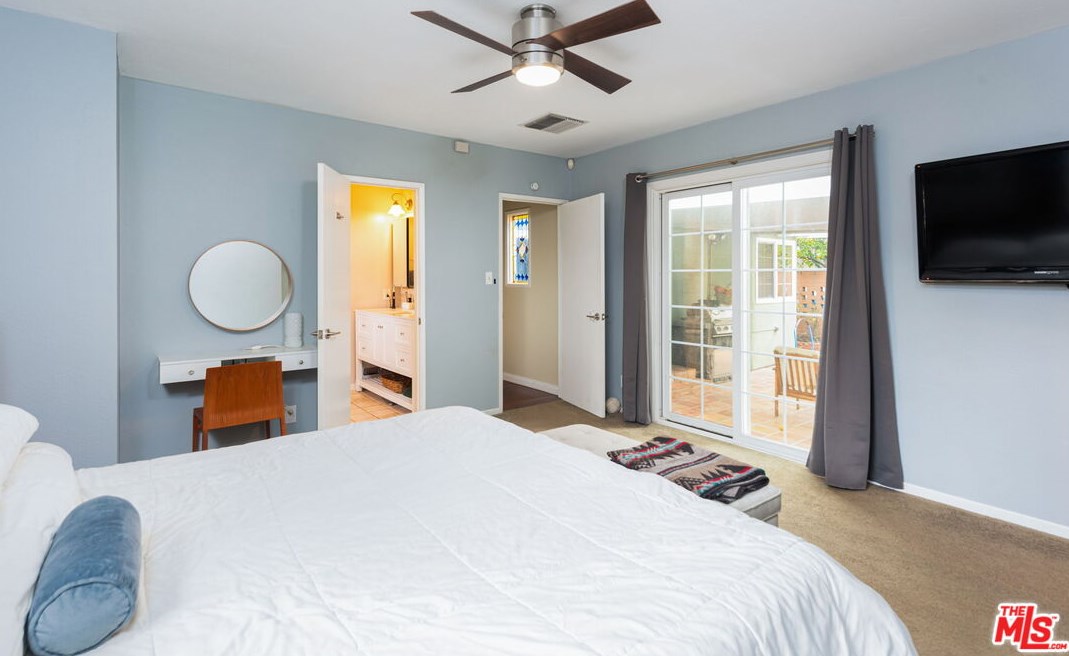 4002 Willalee Ave, Glendale CA  91214-3235 exterior