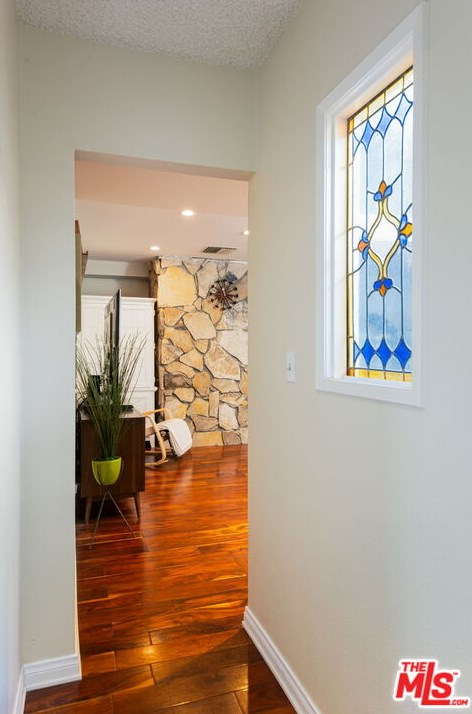 4002 Willalee Ave, Glendale CA  91214-3235 exterior