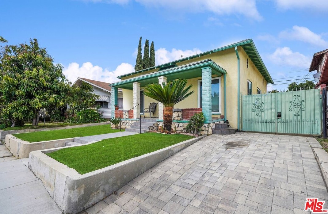5125 Meridian St, Los Angeles CA  90042-1709 exterior