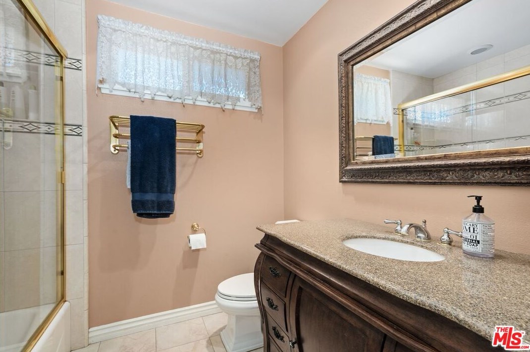 247 Fallbrook Ave, Thousand Oaks CA 91320-4255 exterior