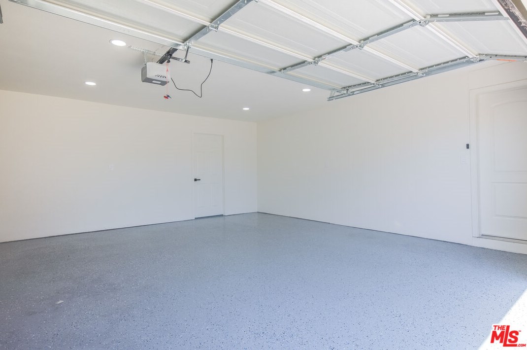 2433 238 St, Torrance CA  90505-4510 exterior