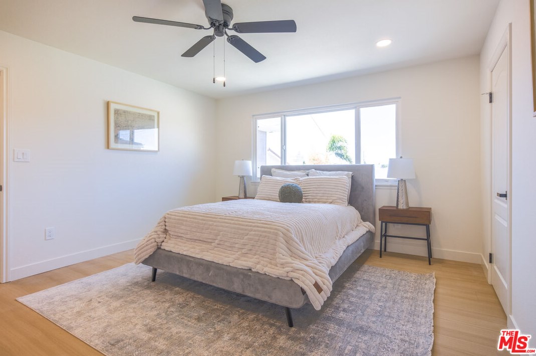 2433 238 St, Torrance CA  90505-4510 exterior