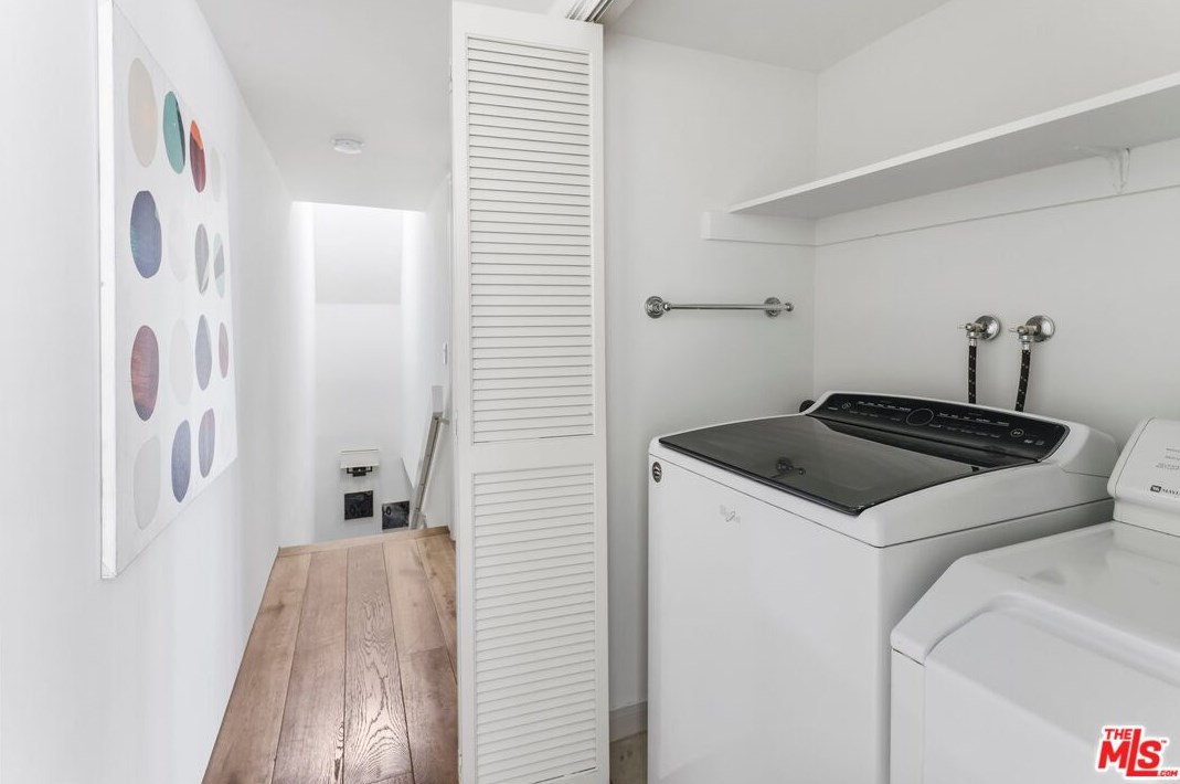 812 16th St, Santa Monica CA  90403-1837 exterior