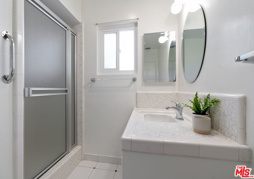 1505 Mariposa Ave, El Segundo CA 90245-3229 exterior