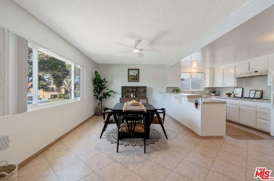 1505 Mariposa Ave, El Segundo CA 90245-3229 exterior