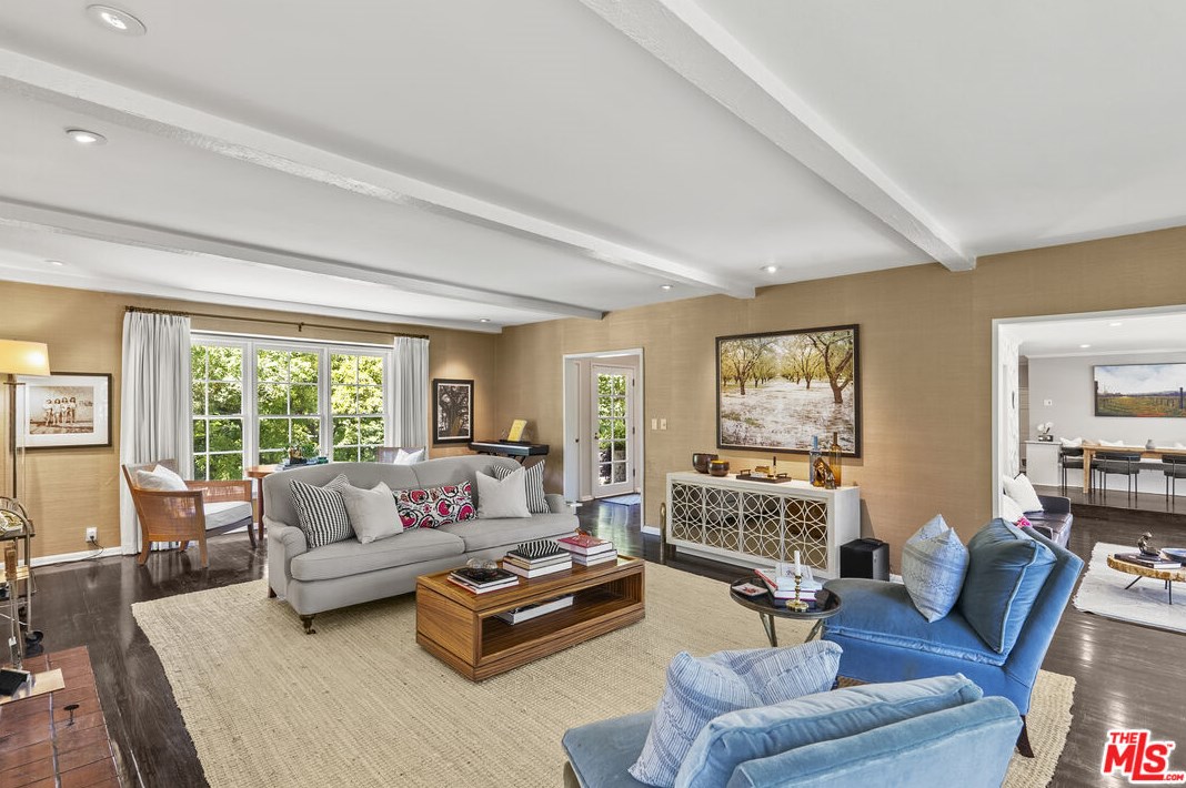 7613 Willow Glen Rd, Los Angeles CA  90046-1655 exterior