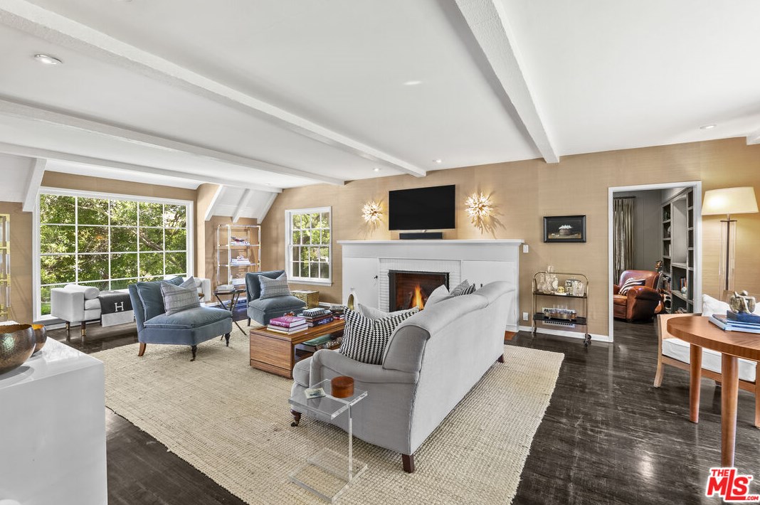 7613 Willow Glen Rd, Los Angeles CA  90046-1655 exterior