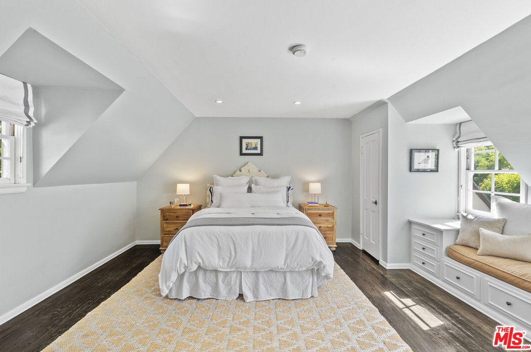 7613 Willow Glen Rd, Los Angeles CA  90046-1655 exterior