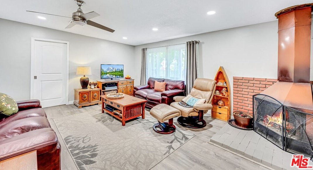 333 Nora Ave, West Covina CA  91790-1517 exterior