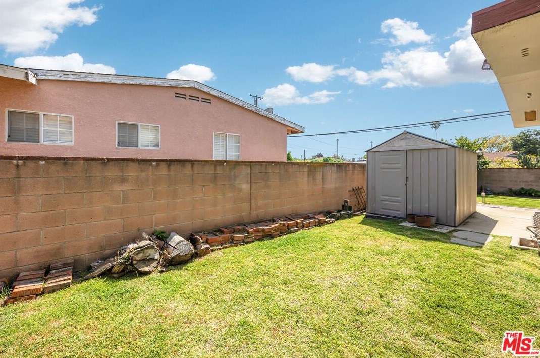 333 Nora Ave, West Covina CA  91790-1517 exterior
