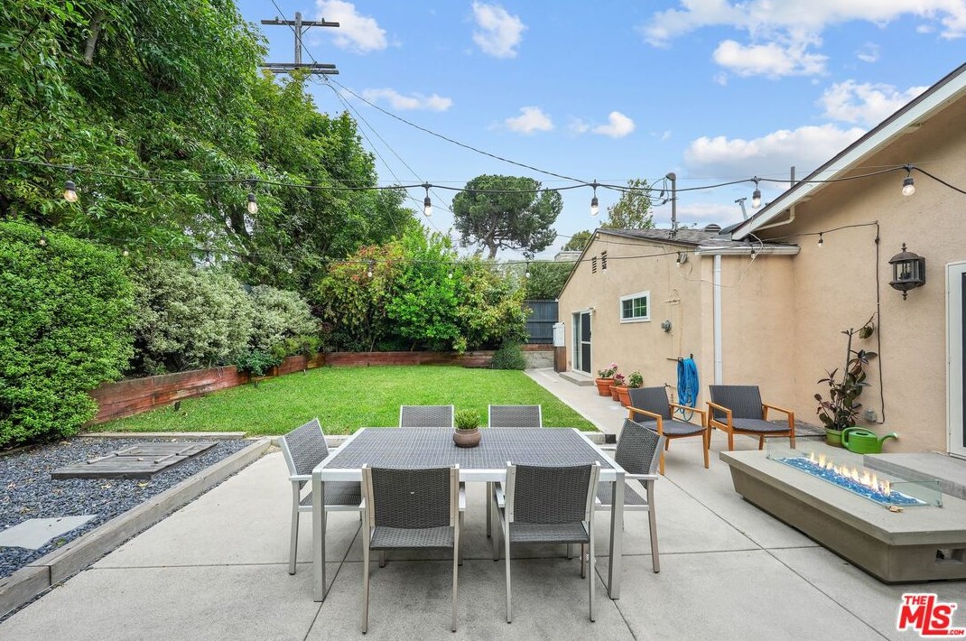 3431 Greenfield Ave, Los Angeles CA  90034-5301 exterior