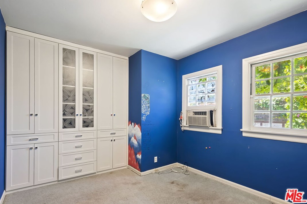 2073 Kerwood Ave, Los Angeles CA  90064-2689 exterior