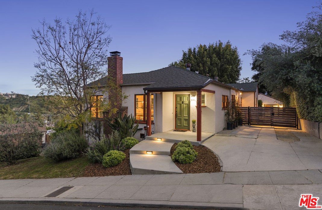 201 Wayland St, Los Angeles CA  90042-3539 exterior
