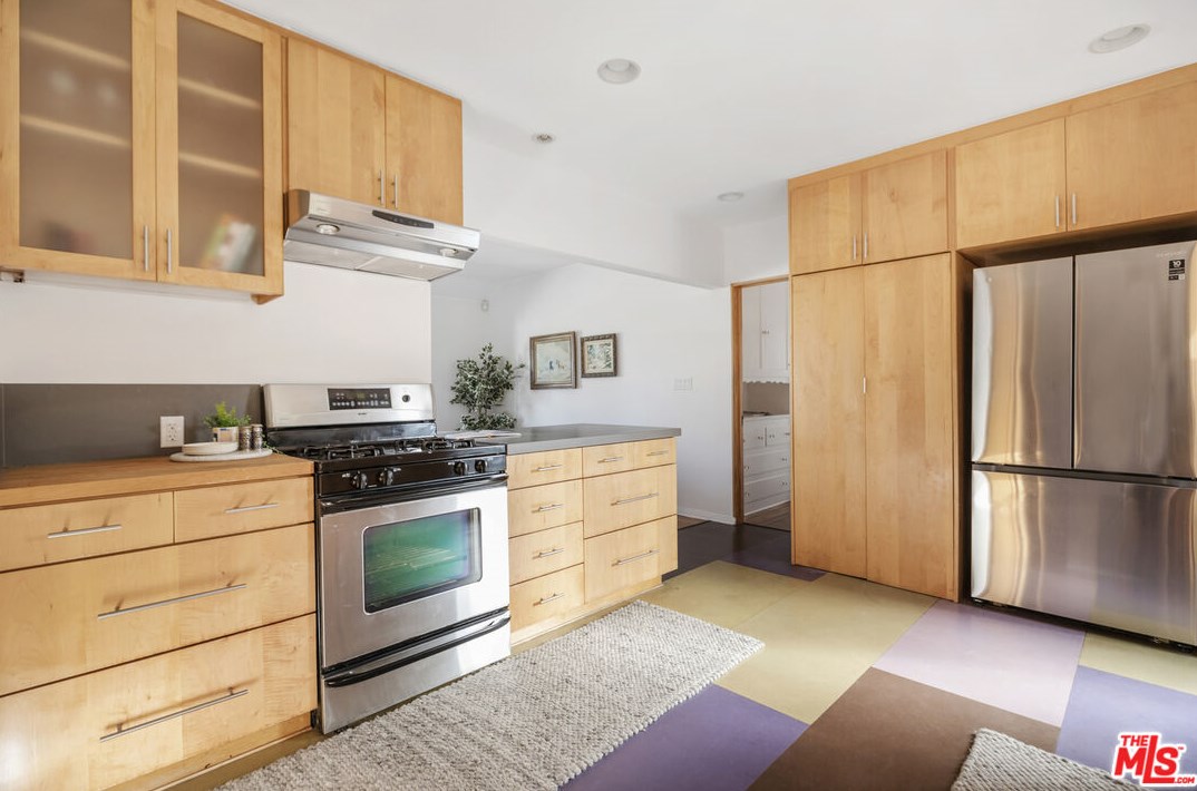 201 Wayland St, Los Angeles CA  90042-3539 exterior