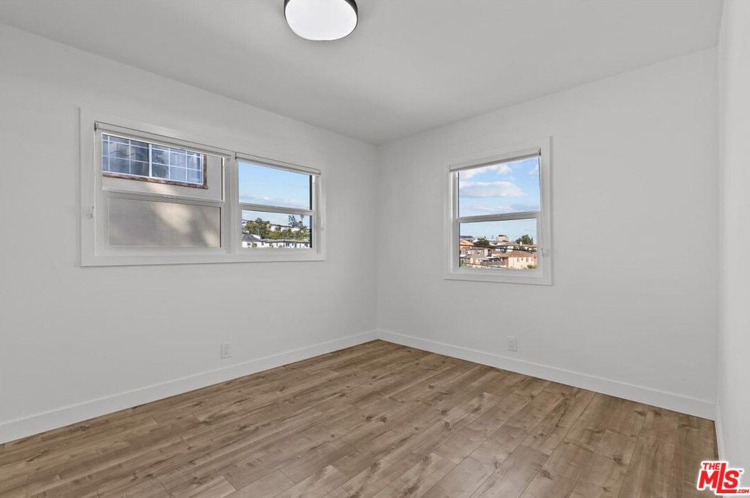 1848 Seigneur Ave, Los Angeles CA  90032-4026 exterior