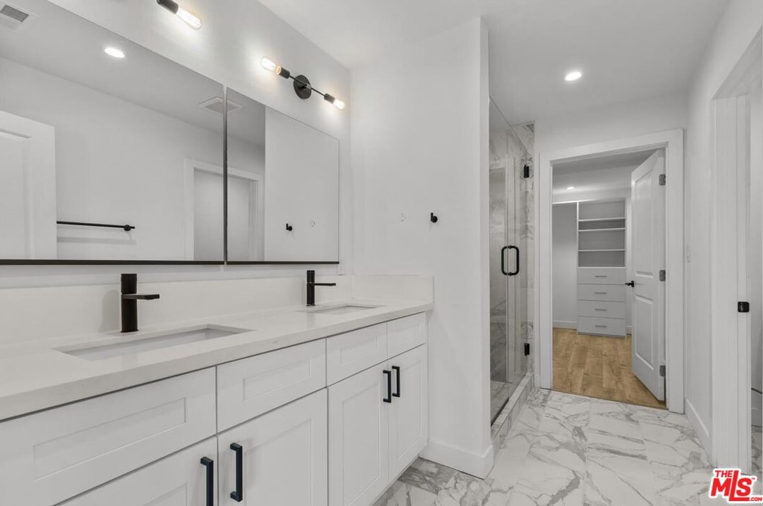 1848 Seigneur Ave, Los Angeles CA  90032-4026 exterior