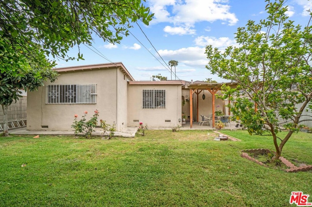 2707 Westgate Ave, Los Angeles CA  90064-3527 exterior