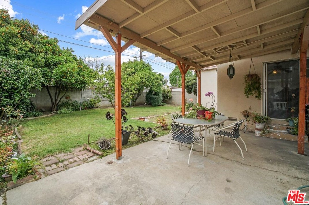 2707 Westgate Ave, Los Angeles CA  90064-3527 exterior