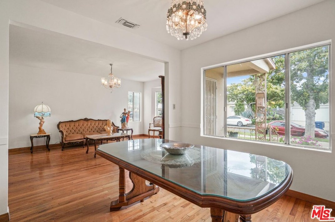 2707 Westgate Ave, Los Angeles CA  90064-3527 exterior