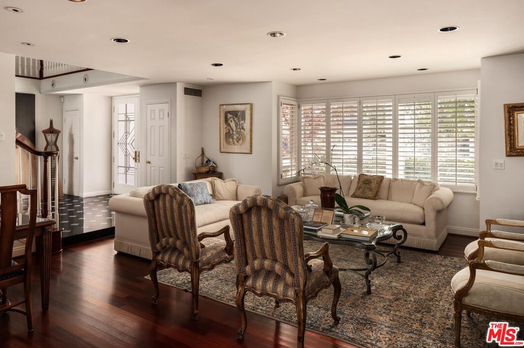 15524 Collina Strada, Los Angeles CA  90077-1514 exterior