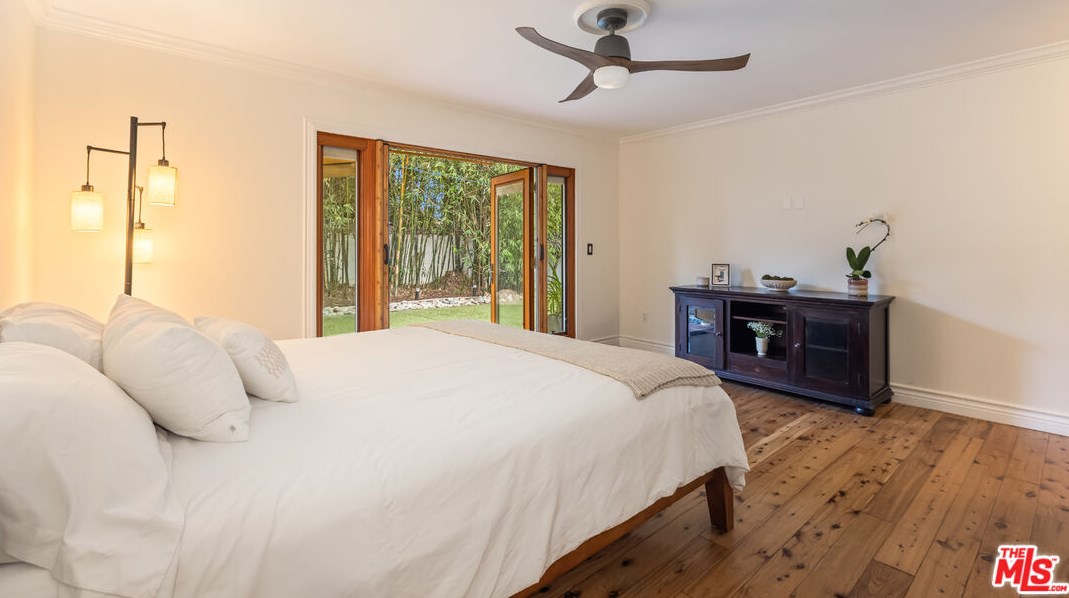 11348 Mccune Ave, Los Angeles CA  90066-3637 exterior