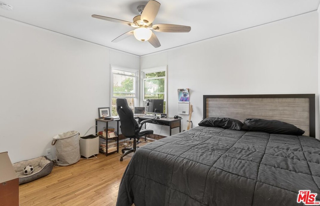 7818 Mcconnell Ave, Los Angeles CA  90045-1044 exterior