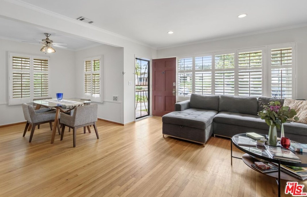 7818 Mcconnell Ave, Los Angeles CA  90045-1044 exterior