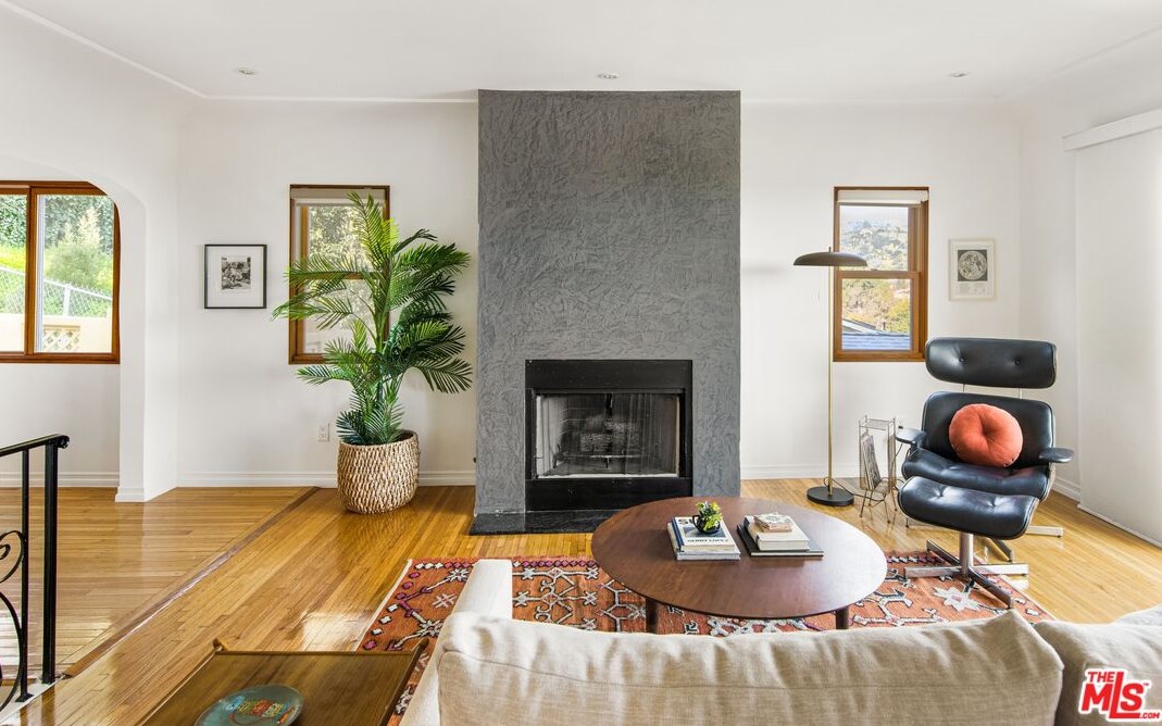 2435 Lyric Ave, Los Angeles CA  90027-4654 exterior