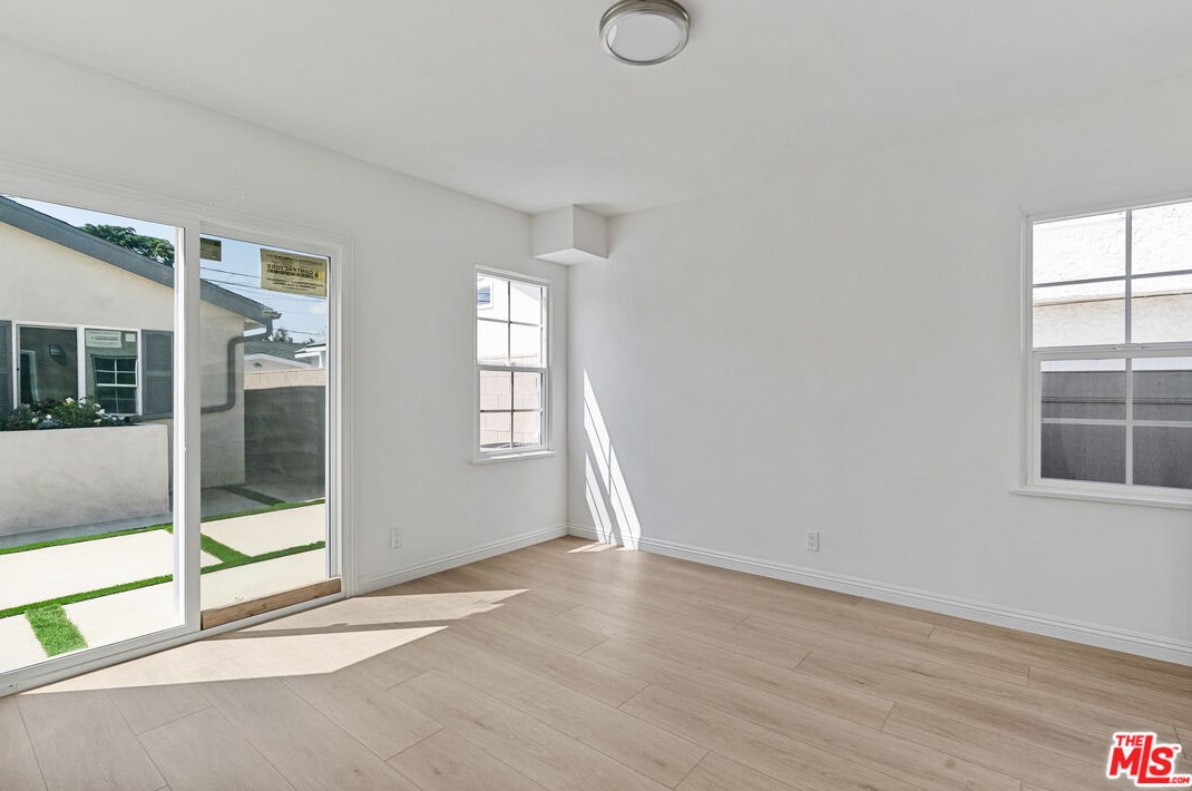 3019 Palm Grove Ave, Los Angeles CA  90016-2336 exterior