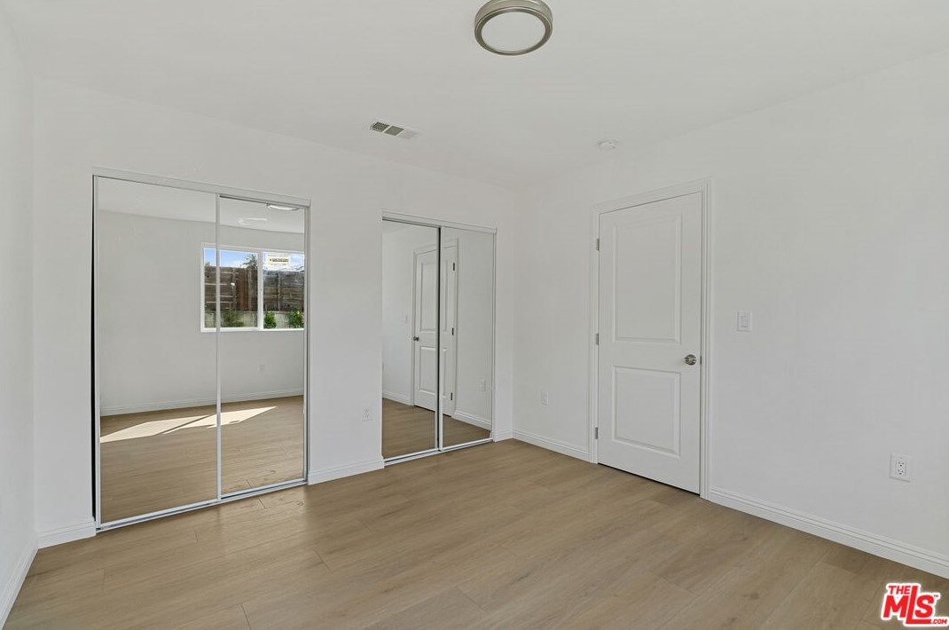 3019 Palm Grove Ave, Los Angeles CA  90016-2336 exterior