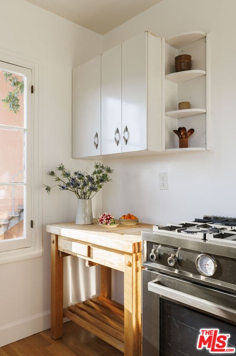 434 Crane Blvd, Los Angeles CA  90065-5053 exterior