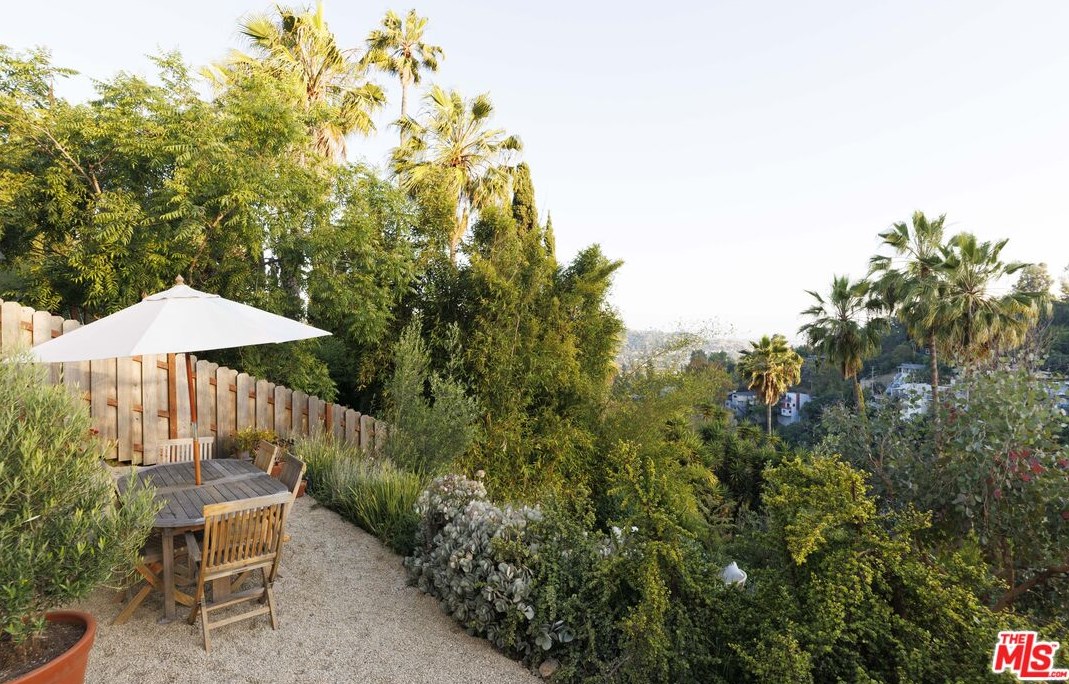 434 Crane Blvd, Los Angeles CA  90065-5053 exterior