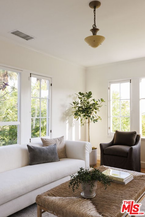 434 Crane Blvd, Los Angeles CA  90065-5053 exterior