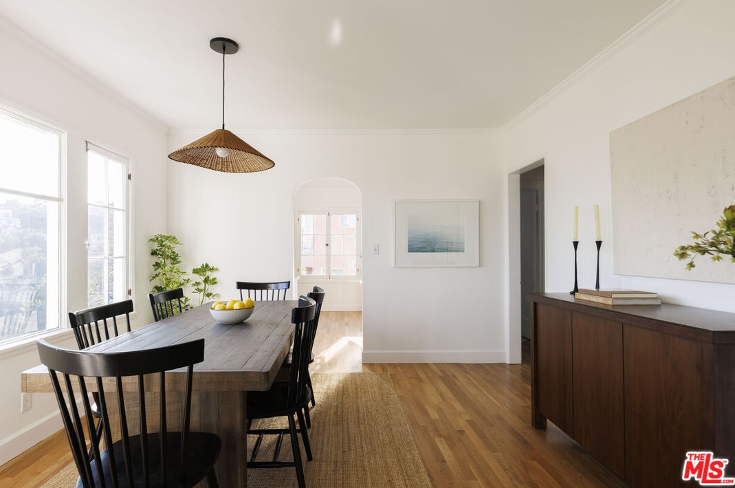 434 Crane Blvd, Los Angeles CA  90065-5053 exterior