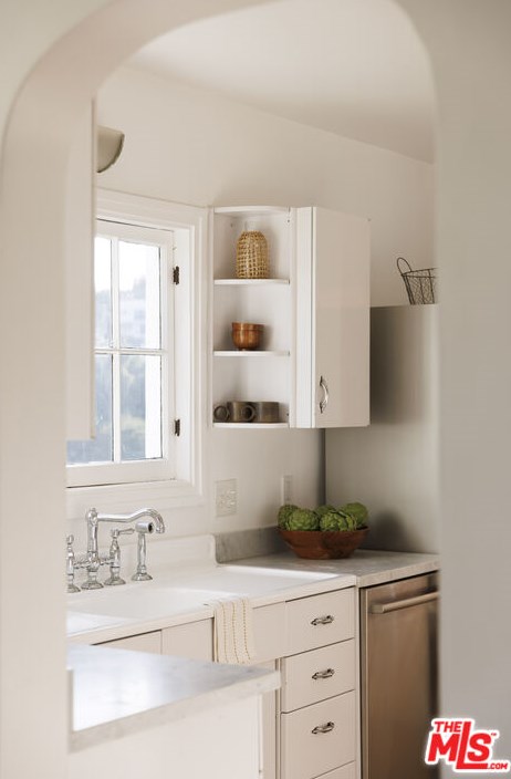 434 Crane Blvd, Los Angeles CA  90065-5053 exterior