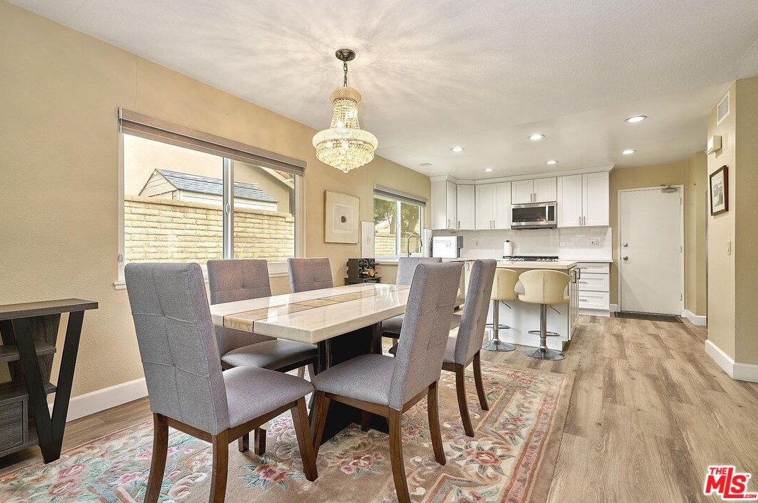 1619 Camden Pl, Fullerton CA  92833-2056 exterior