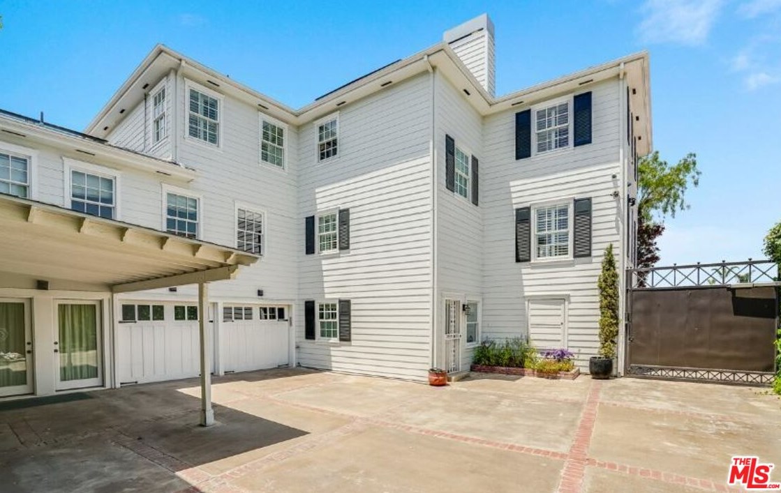 4040 Mount Vernon Dr, Los Angeles CA  90043-1005 exterior