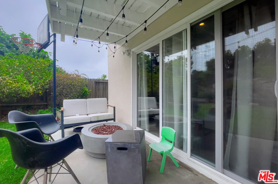 29504 Stonecrest Rd, Palos Verdes Estates CA  90275-5712 exterior