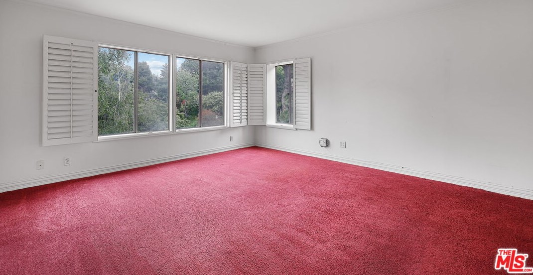 2445 Nalin Dr, Los Angeles CA  90077-1806 exterior