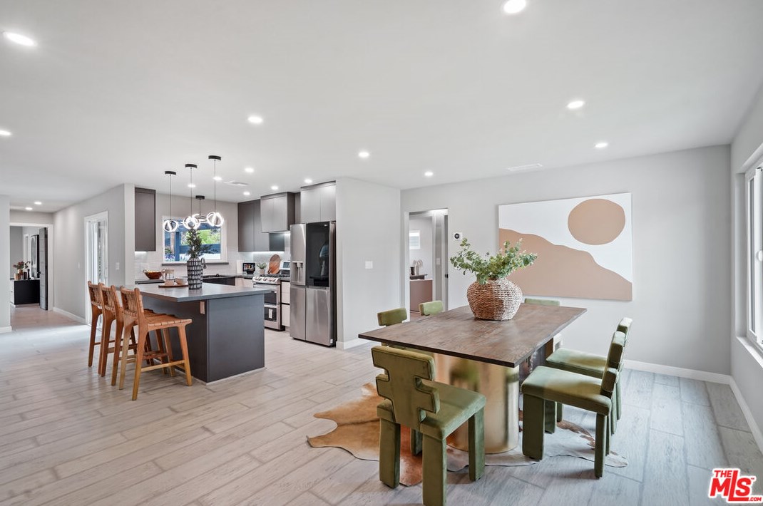 3582 Kelton Ave, Los Angeles CA  90034-5506 exterior