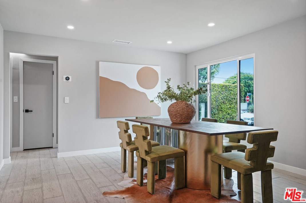 3582 Kelton Ave, Los Angeles CA  90034-5506 exterior