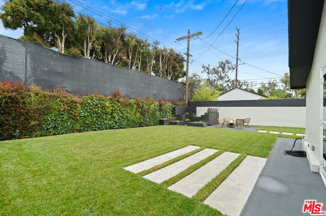 3582 Kelton Ave, Los Angeles CA  90034-5506 exterior