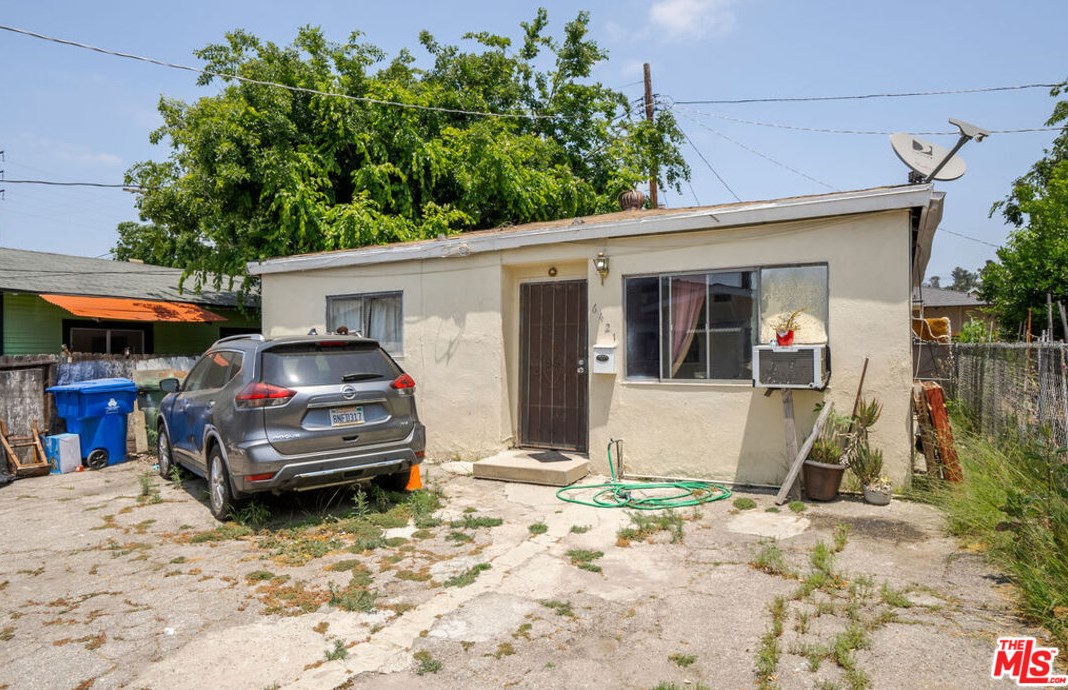 6419 Elgin St, Los Angeles CA  90042-2910 exterior